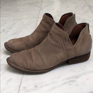 Born ankle boots- taupe color- in box